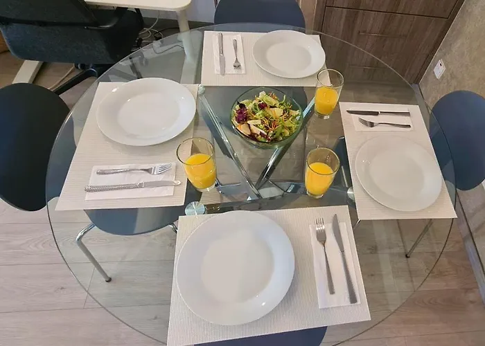 Downtown Retreat Tatil Evi Limasol