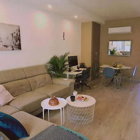 Downtown Retreat * Λεμεσός