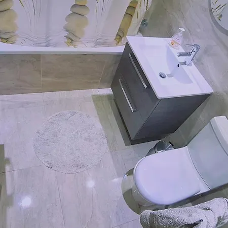 Downtown Retreat * Lemesos