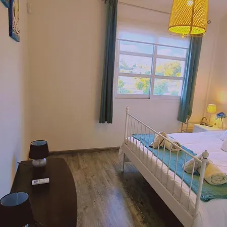 Σπίτι διακοπών Downtown Retreat Λεμεσός