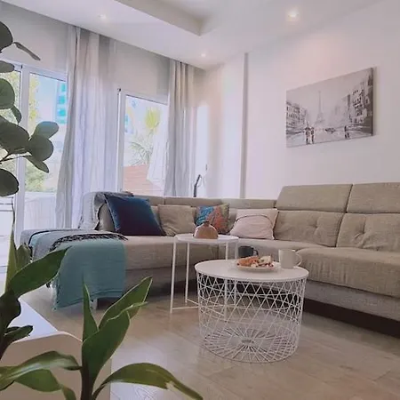 Prázdninový dům Downtown Retreat Lemesos