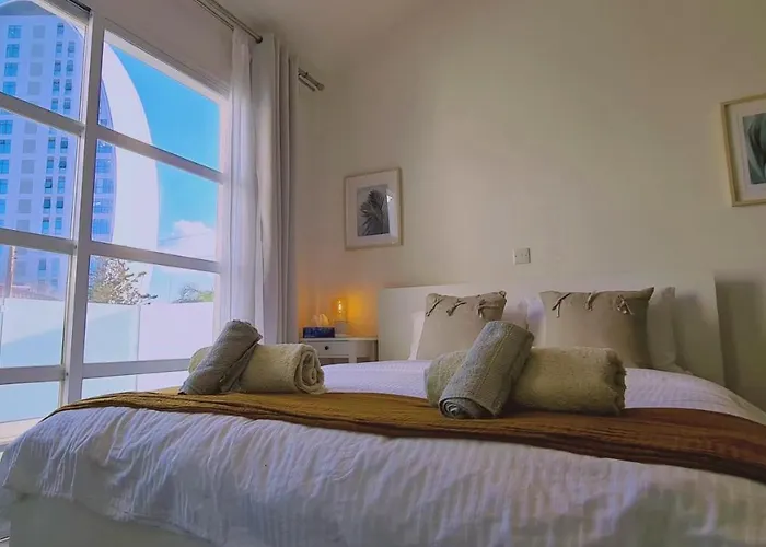 Downtown Retreat Semesterbostad Limassol