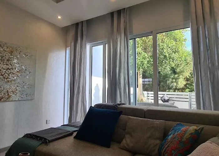 Downtown Retreat Semesterbostad