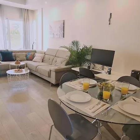 Downtown Retreat Σπίτι διακοπών